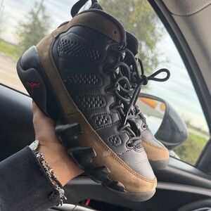 Jordan Black and Tan Sneakers